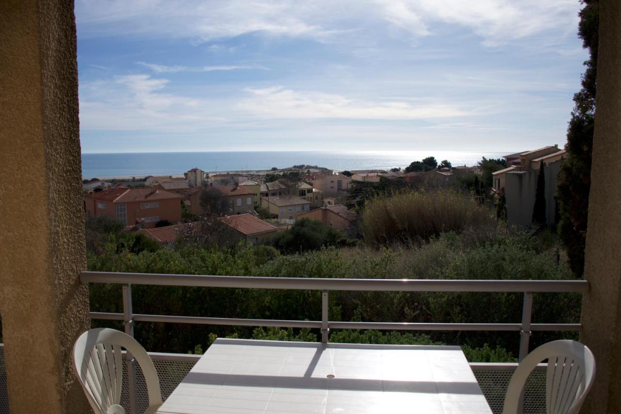 Ulvf Les Romarins Aparthotel Fleury  Exterior photo